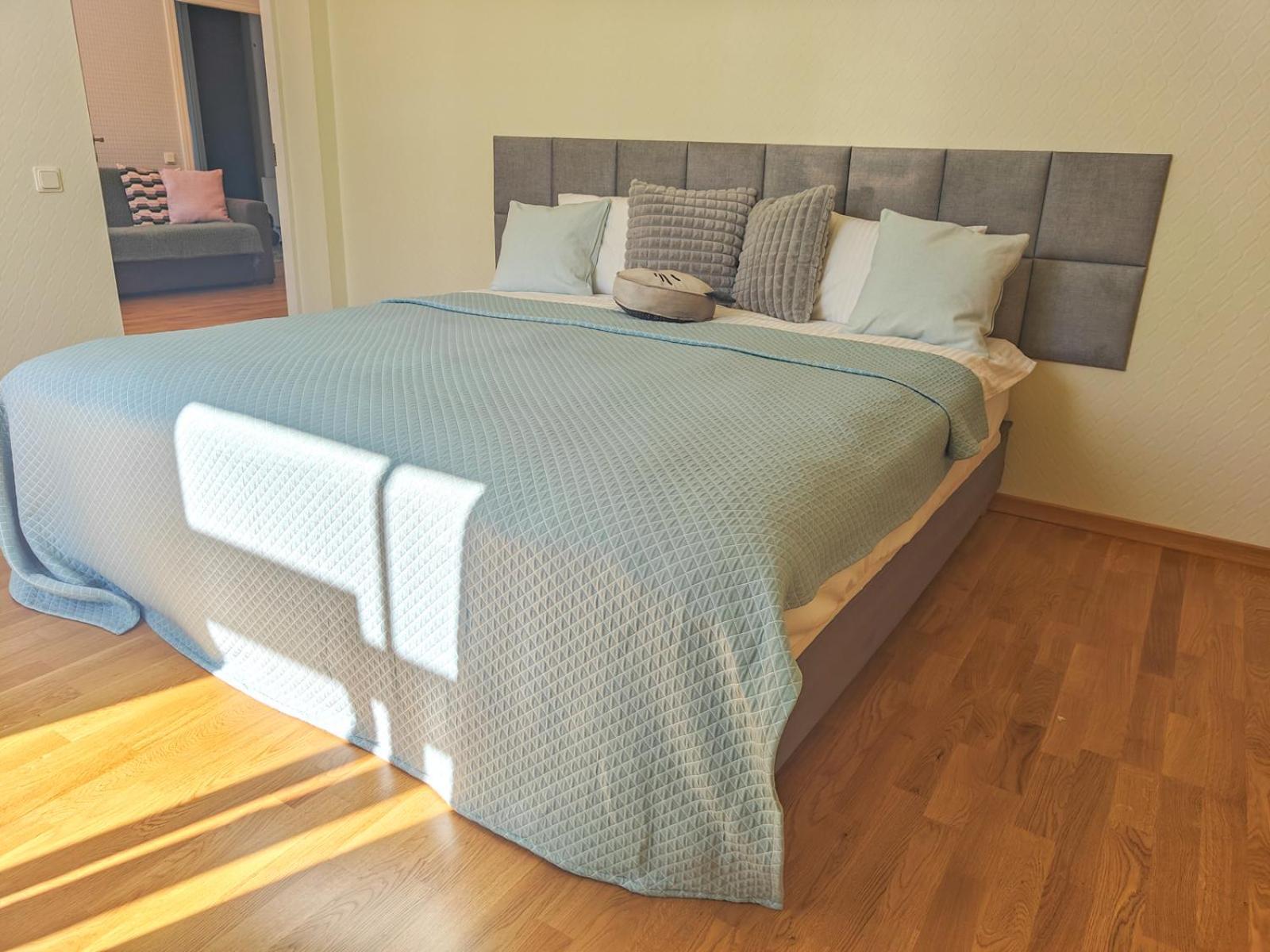 Heart, Bright, Loft View, Free Parking * Riga